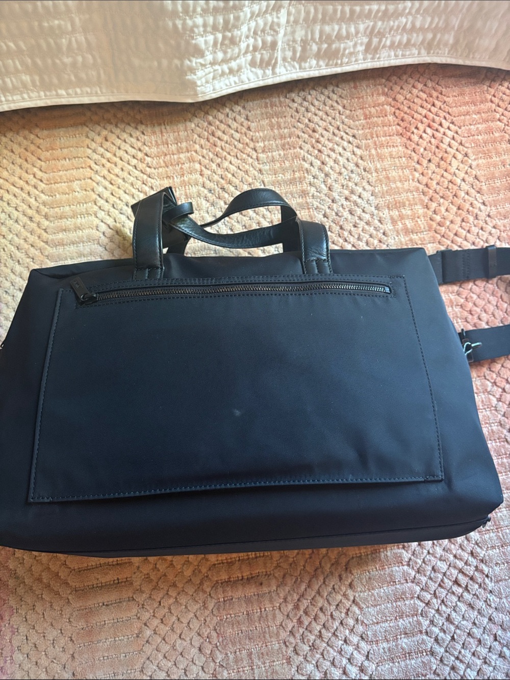 Away bag View 2